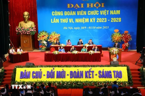 300 đại biểu dự Đại hội Công đoàn Viên chức Việt Nam lần thứ VI
