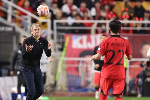 HLV Klinsmann: Trận đấu với Đội tuyển Việt Nam không dễ dàng