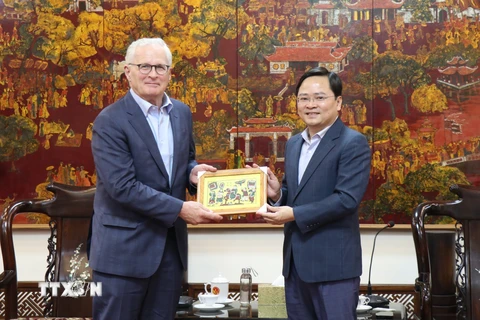 Bắc Ninh mong muốn hợp tác với Hoa Kỳ về lĩnh vực công nghiệp bán dẫn