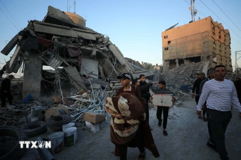 Cảnh đổ nát do cuộc xung đột Israel-Hamas tại thành phố Khan Younis, Dải Gaza, ngày 17/11/2023. (Ảnh: THX/TTXVN)