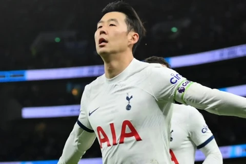 Son Heung-min đã đi vào lịch sử Premier League sau khi góp công lớn giúp Tottenham đánh bại Newcastle 4-1 ở vòng 16.