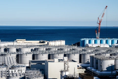 Các bể chứa nước thải chưa qua xử lý tại nhà máy điện hạt nhân Fukushima, Nhật Bản, ngày 20/1/2023. (Ảnh: AFP/TTXVN)