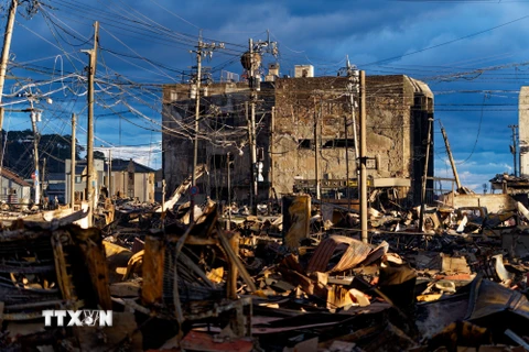 Cảnh tàn phá sau động đất tại thành phố Wajima, tỉnh Ishikawa, Nhật Bản, ngày 4/1/2024. (Ảnh: THX/TTXVN)