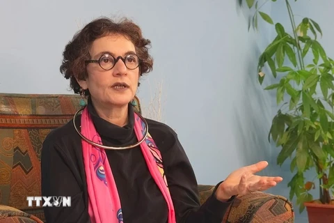 Bà Merle Ratner, nhà hoạt động phong trào phản chiến nổi tiếng trả lời phỏng vấn TTXVN tại New York (Mỹ), ngày 2/2/2024. (Ảnh: Quang Huy/TTXVN)
