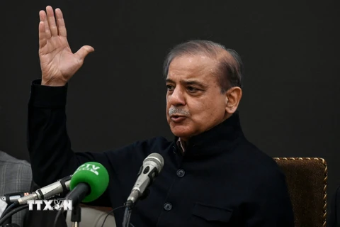Ông Shehbaz Sharif được bầu làm Thủ tướng Pakistan. (Ảnh: AFP/TTXVN)