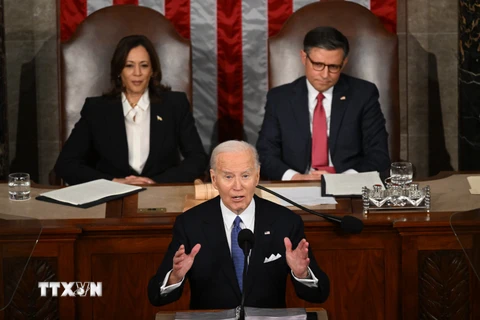 Tổng thống Mỹ Joe Biden trình bày Thông điệp liên bang. (Ảnh: AFP/TTXVN)