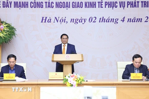 Thủ tướng Phạm Minh Chính chủ trì hội nghị. (Ảnh: Dương Giang/TTXVN)