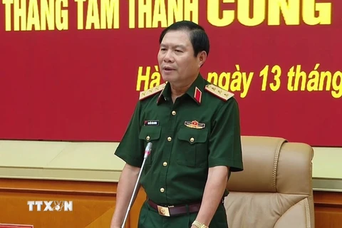 Thượng tướng Nguyễn Tân Cương phát biểu tại hội nghị. (Ảnh: Hồng Pha/TTXVN phát)