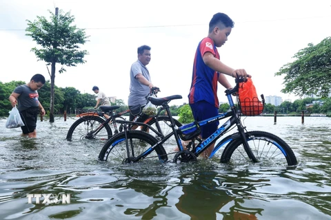 Một số tuyến phố ở Hà Nội có khả năng ngập sâu. (Ảnh: Tuấn Anh/TTXVN)