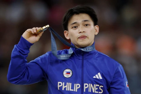 Carlos Edriel Yulo giành huy chương Vàng tại Olympic Paris 2024. (Nguồn: Reuters)