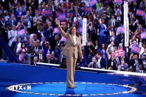 Ứng viên Tổng thống của đảng Dân chủ, Phó Tổng thống Kamala Harris tại Đại hội Toàn quốc của đảng Dân chủ (DNC) ở Chicago, bang Illinois, Mỹ, ngày 19/8/2024. (Ảnh: Getty Images/TTXVN)