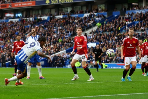 Joao Pedro giúp Brighton đánh bại Manchester United. (Nguồn: Reuters)