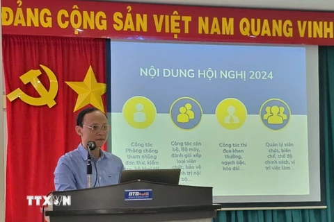 Phó Giáo sư, Tiến sỹ Hà Quý Quỳnh, Ban Tổ chức Cán bộ và Kiểm tra, Viện Hàn lâm Khoa học và Công nghệ Việt Nam cho rằng xây dựng văn hóa chống lãng phí không chỉ là trách nhiệm của từng cá nhân mà còn là yếu tố quyết định để tạo dựng một xã hội văn minh. (Ảnh: TTXVN phát)