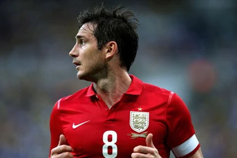 Tin sáng 15/11: Mourinho "săn" Falcao, Lampard được vinh danh