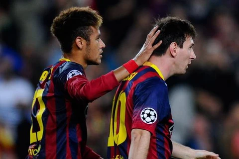 Messi xua tan những bóng ma, Neymar trở thành nạn nhân