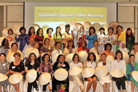 Việt Nam chủ trì cuộc gặp nữ đại sứ nước ngoài ở Singapore