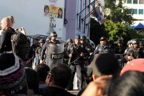 Honduras xem xét cáo buộc gian lận bầu cử tổng thống