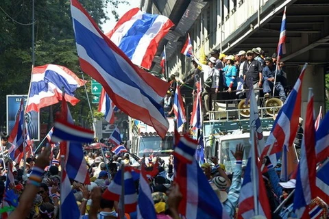 Khủng hoảng chính trị ảnh hưởng lớn tới kinh tế Thái Lan