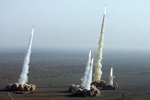 Iran triển khai bệ phóng tên lửa trên khắp cả nước 