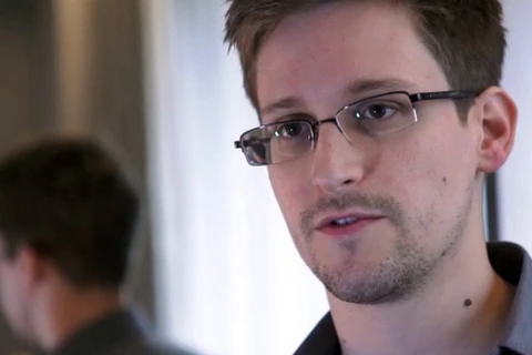 Lãnh đạo NSA bất ngờ xin ân xá cho Edward Snowden