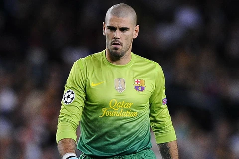 Valdes tự do nhưng sẽ không "bỏ trống" khung thành Barca