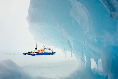 Tàu ba nước không cứu được tàu Nga mắc kẹt ở Nam Cực