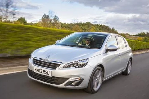 Công bố giá bán mẫu xe Peugeot 308 compact hatch