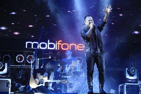 RockStorm 2013 kết thúc với đêm diễn đầy ''nhiệt'' ở Hà Nội