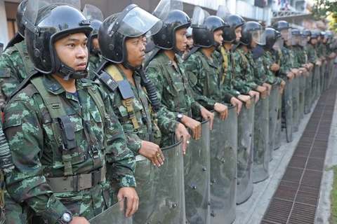 Video Thái Lan mở chiến dịch bắt các thủ lĩnh biểu tình