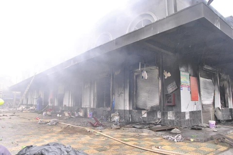 Video hiện trường kinh hoàng vụ cháy chợ Phố Hiến