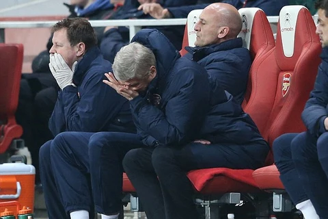 Wenger “khóc ròng” vì phong độ kém cỏi của Arsenal