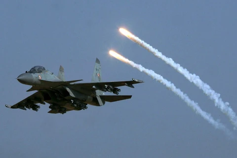 Ấn Độ phóng thử thành công tên lửa Astra từ máy bay Sukhoi