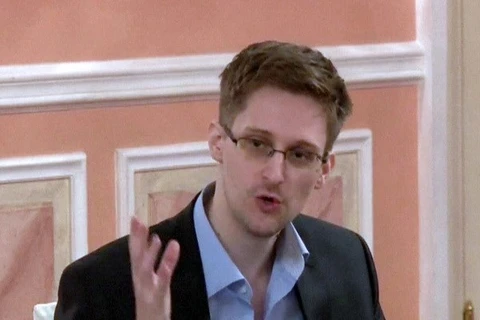 Mỹ cáo buộc Cơ quan tình báo Nga đang điều khiển Snowden 