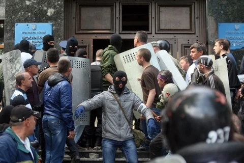 [Video] Trưng cầu dân ý tại hai tỉnh miền Đông Ukraine