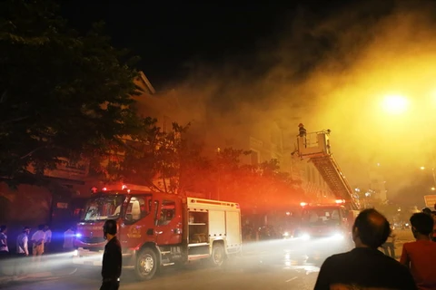 Dập tắt kịp thời một đám cháy lớn trong khu dân cư ở Đà Nẵng