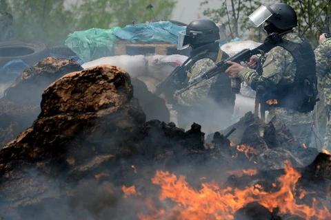 Ukraine phá hủy nhiều căn cứ quân sự của lực lượng ly khai