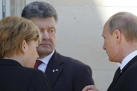 Ông Putin và tổng thống đắc cử Ukraine thảo luận lệnh ngừng bắn