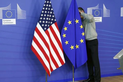 EU thúc giục Mỹ đưa vấn đề quy định tài chính vào TTIP 