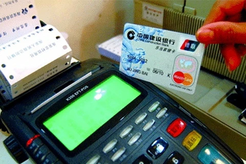 Thẻ tín dụng là một phần làm gia tăng nợ xấu ở Trung Quốc
