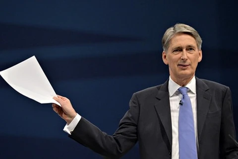 Thủ tướng Anh bổ nhiệm ông Hammond làm tân ngoại trưởng 