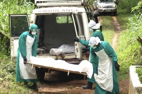 8 công dân Trung Quốc tại Sierra Leone có nguy cơ nhiễm Ebola 