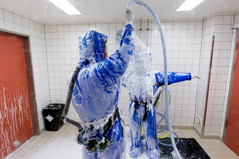 Châu Âu ráo riết chuẩn bị đối phó với nguy cơ Ebola bùng phát
