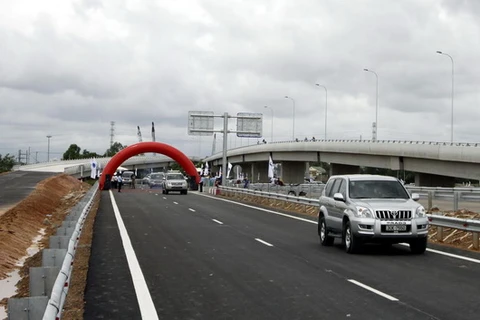 Thông xe kỹ thuật gói thầu thuộc Dự án đường cao tốc Bắc-Nam