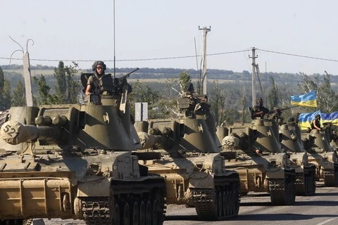 Quân đội Ukraine sẵn sàng rút trọng pháo khỏi vùng chiến sự