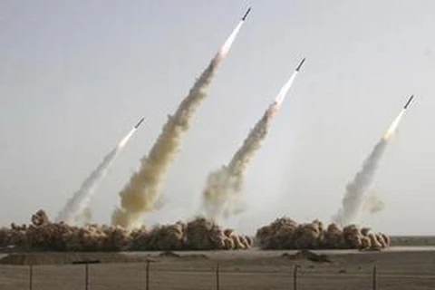 Iran chế tạo tên lửa hành trình đối đất mới tầm bắn 700km