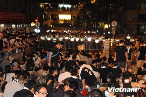 [Video] Chính quyền Hong Kong kêu gọi giải tán biểu tình