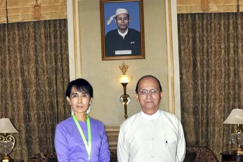 Tổng thống Myanmar gặp thủ lĩnh phe đối lập và quân đội