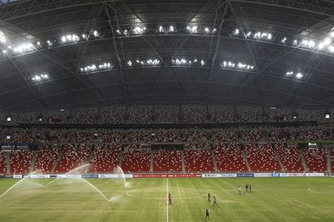 Singapore sẵn sàng cho giải AFF Cup dù mặt sân kém chất lượng