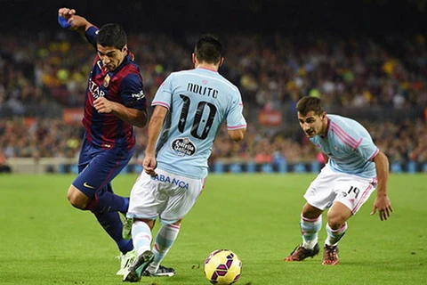 Barca thua đau, Luis Enrique chỉ biết đổ lỗi cho trái bóng