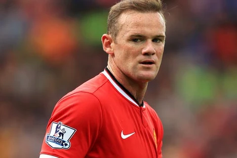 Đẩy Rooney xuống đá tiền vệ trung tâm, Van Gaal nên cẩn trọng